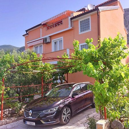 Apartman Sous Les Rochers Grižane Exterior foto